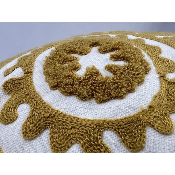 Stratford Home Throw Pillow Tufted Needlepoint 16" Square Ivory Gold Paisley - Picture 4 of 10